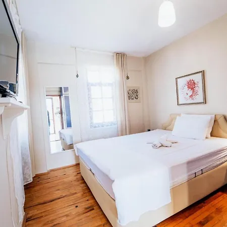 Charming Duplex With Pool And Spacious Balcony In *