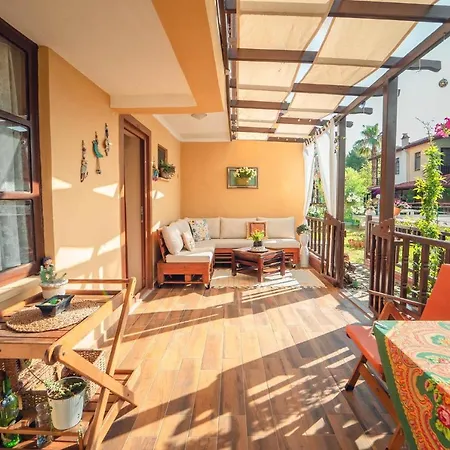 Charming Duplex With Pool And Spacious Balcony In *