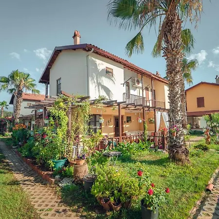 Charming Duplex With Pool And Spacious Balcony In Appartement *